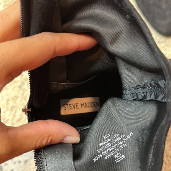 Steve Madden Brisk Block-Heel Sock Booties Size 10 NWOT - Picture 8 of 9